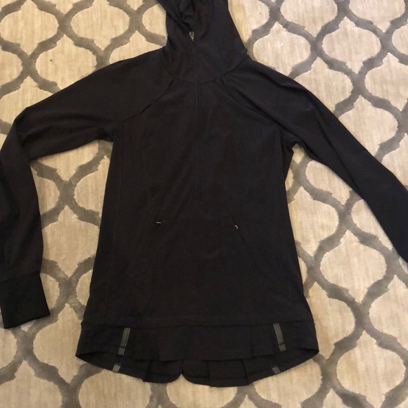lululemon athletica Tops - Lululemon black hoodie, size 2